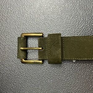 Polo Ralph Lauren Suede (Genuine Leather) Belt
Size: 40
Color: Olive